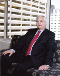 photo of Ombudsman Paul Dubé